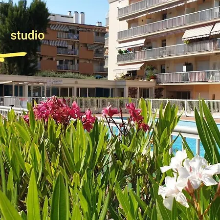Les Caroubiers Apartment Roquebrune-Cap-Martin Exterior photo